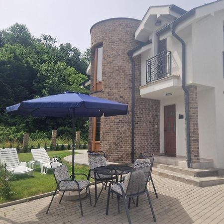 Crown House Aparthotel Vrnjacka Banja Luaran gambar