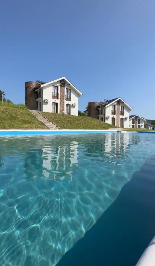 Crown House Aparthotel Vrnjacka Banja Luaran gambar