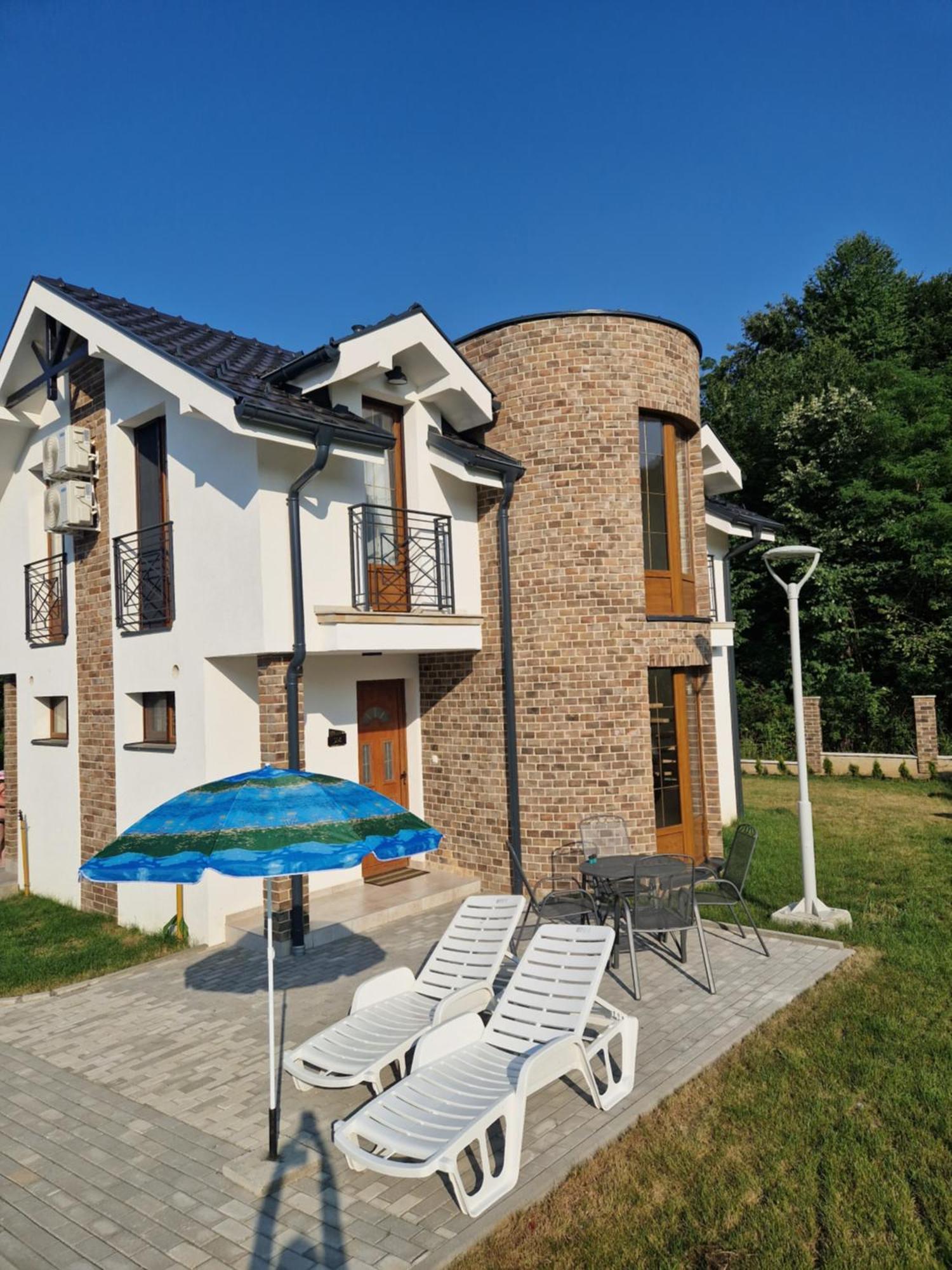 Crown House Aparthotel Vrnjacka Banja Luaran gambar