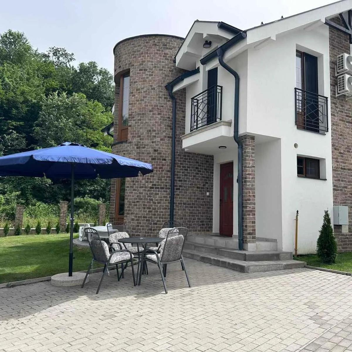 Crown House Aparthotel Vrnjacka Banja Luaran gambar